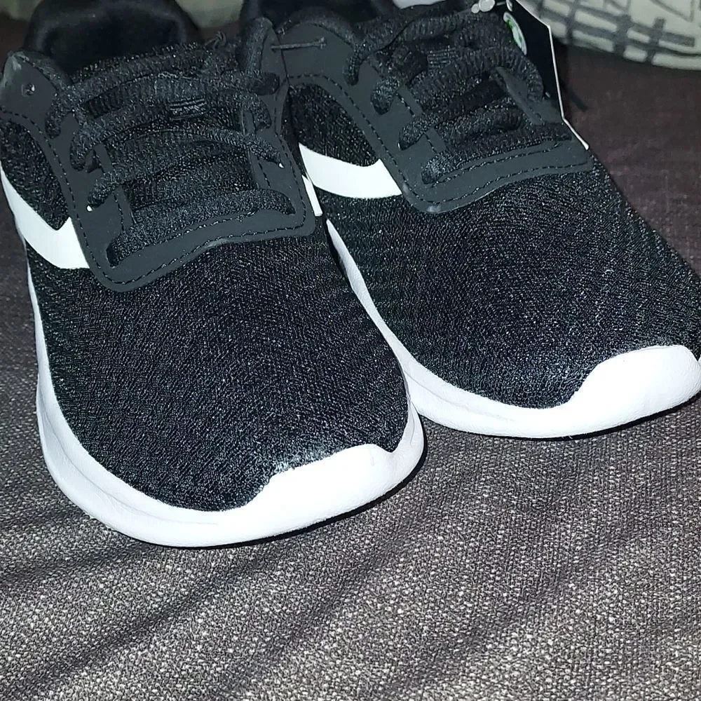 ATHLETIC Works Little boys Mesh Jogger Athletic Sneaker, Size 2